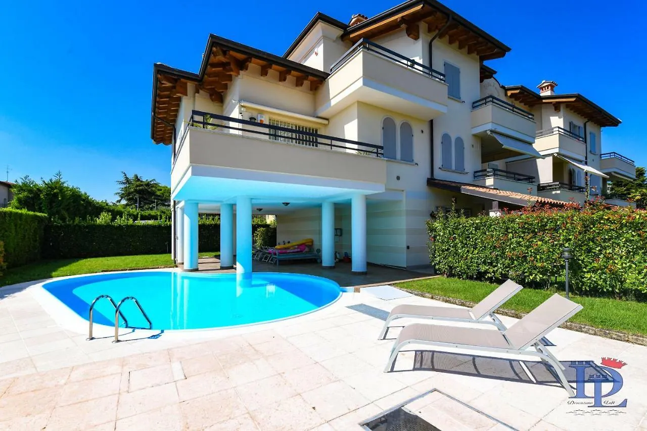 Desenzanoloft Official Partner Marriott Homes & Villas - Bea House, Sirmione With Private Garden And Share Pool 0*,