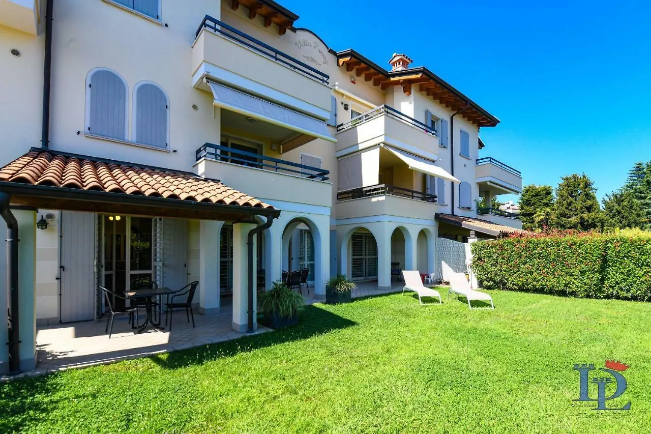 Desenzanoloft Official Partner Marriott Homes & Villas - Bea House, Sirmione With Private Garden And Share Pool Apartment