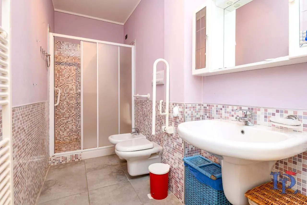 Desenzanoloft Official Partner Marriott Homes & Villas - Bea House, Sirmione With Private Garden And Share Pool 0*,  Italien